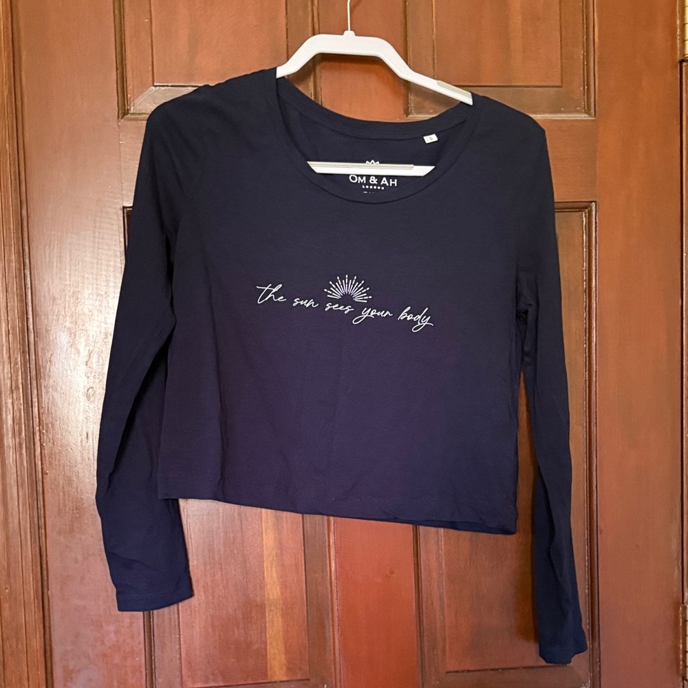 OM & AH Navy Long Sleeve Crop Top with Script Graphic Medium
